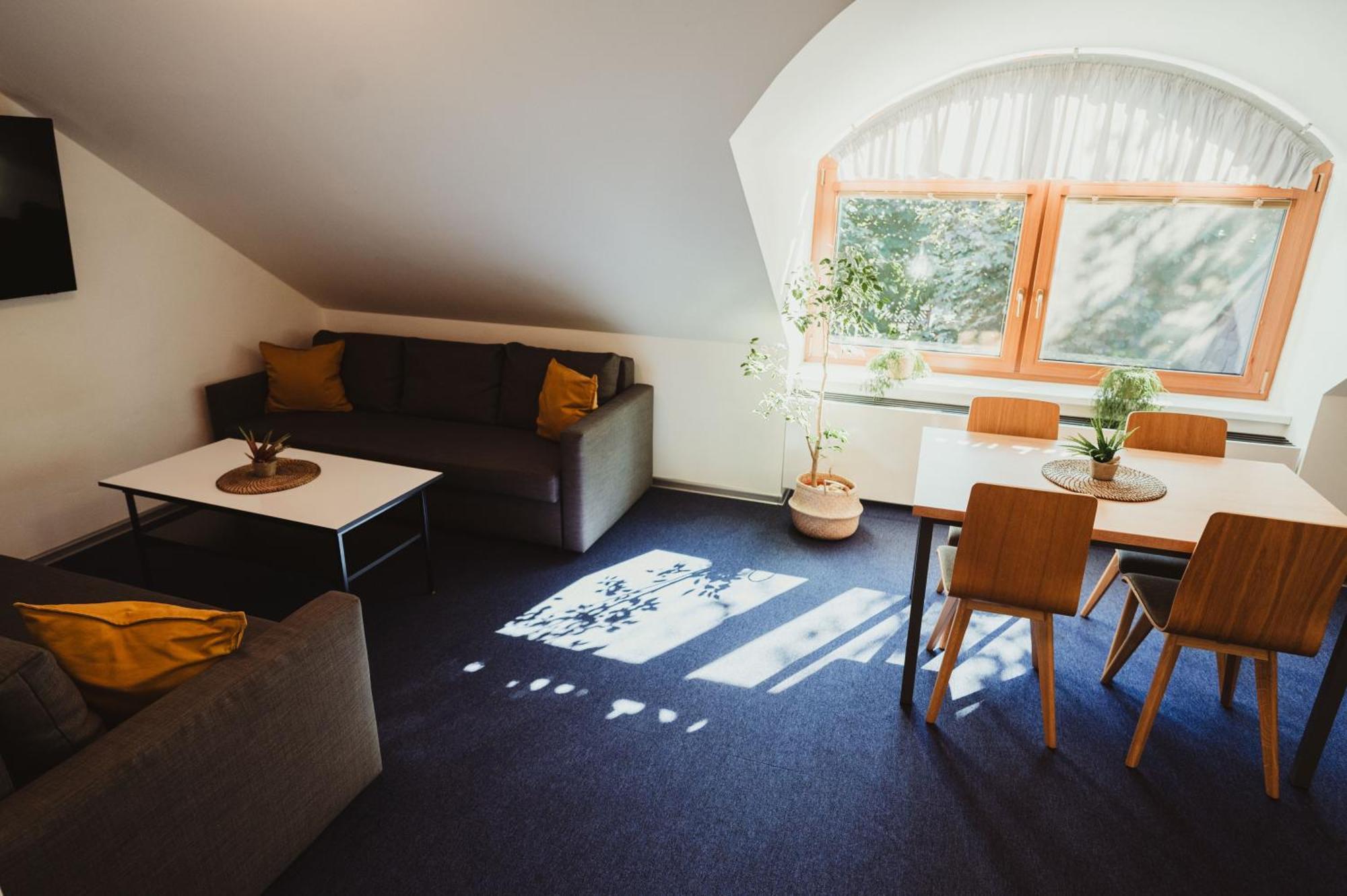 Hotel U Racka Острожска Нова Весь Экстерьер фото