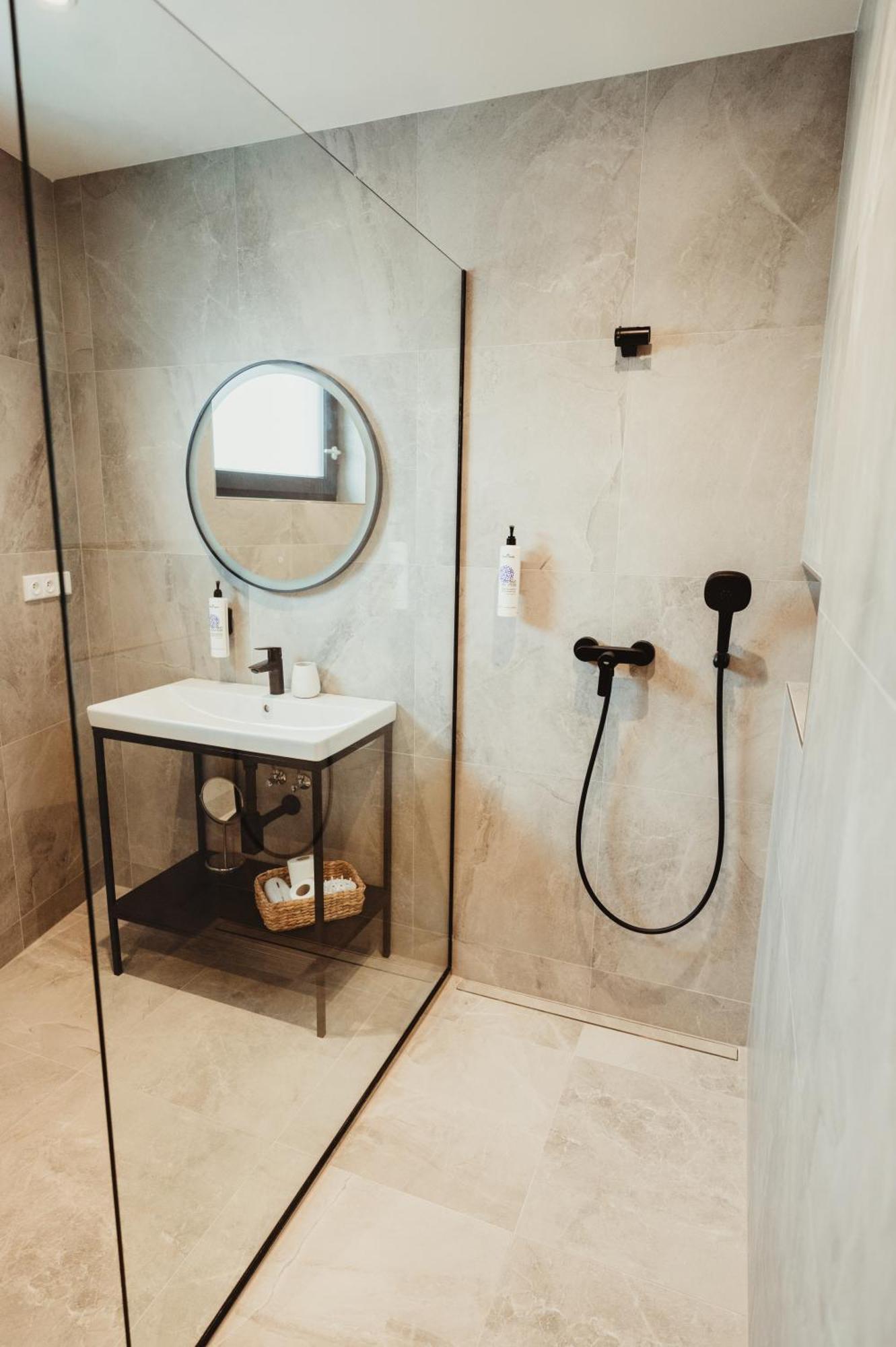 Hotel U Racka Острожска Нова Весь Экстерьер фото